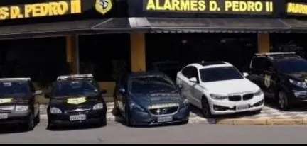 Frota de viaturas da Alarmes Dom Pedro II